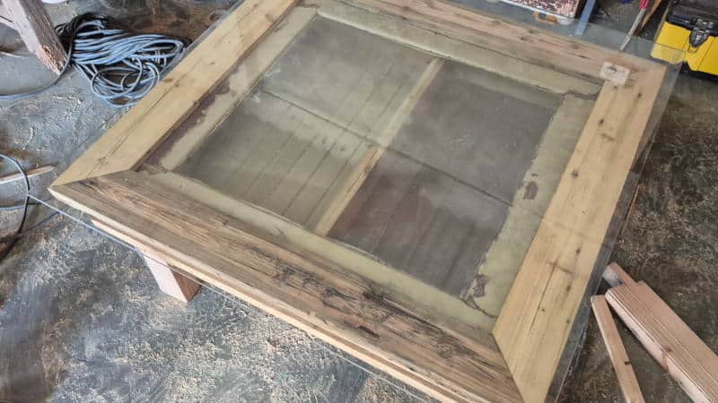 railway-carriage-reclaimed-materials